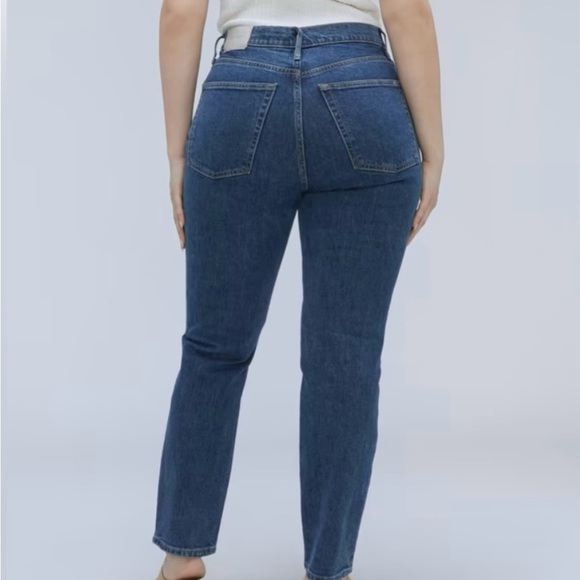 Everlane the curvy cheeky jeans - Picture 2 of 8